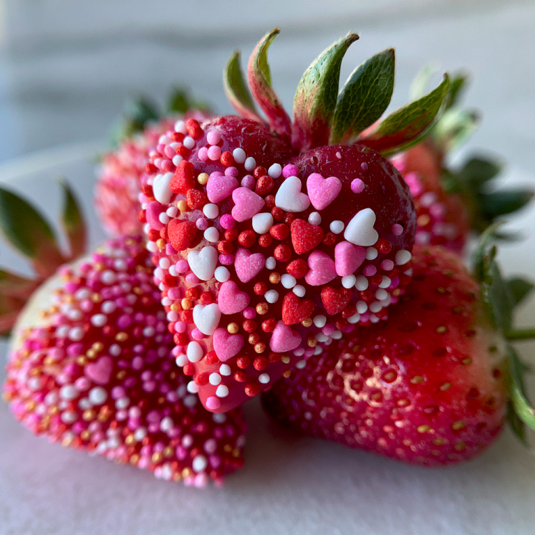 Valentine’s heart sprinkle strawberries recipe